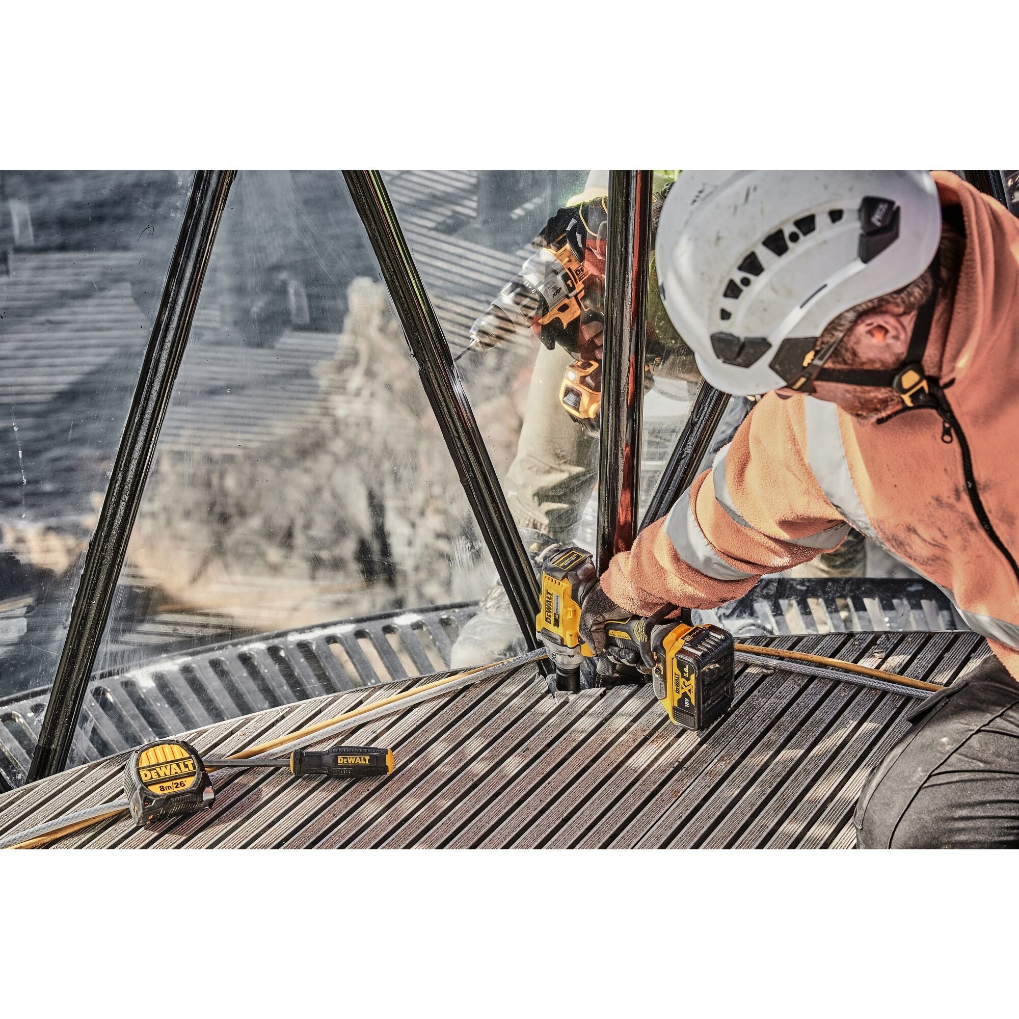 DEWALT DCD996P2-QW Trapano avvitatore XRP con percussione e 2 batterie 18v  5.0Ah, motore brushless