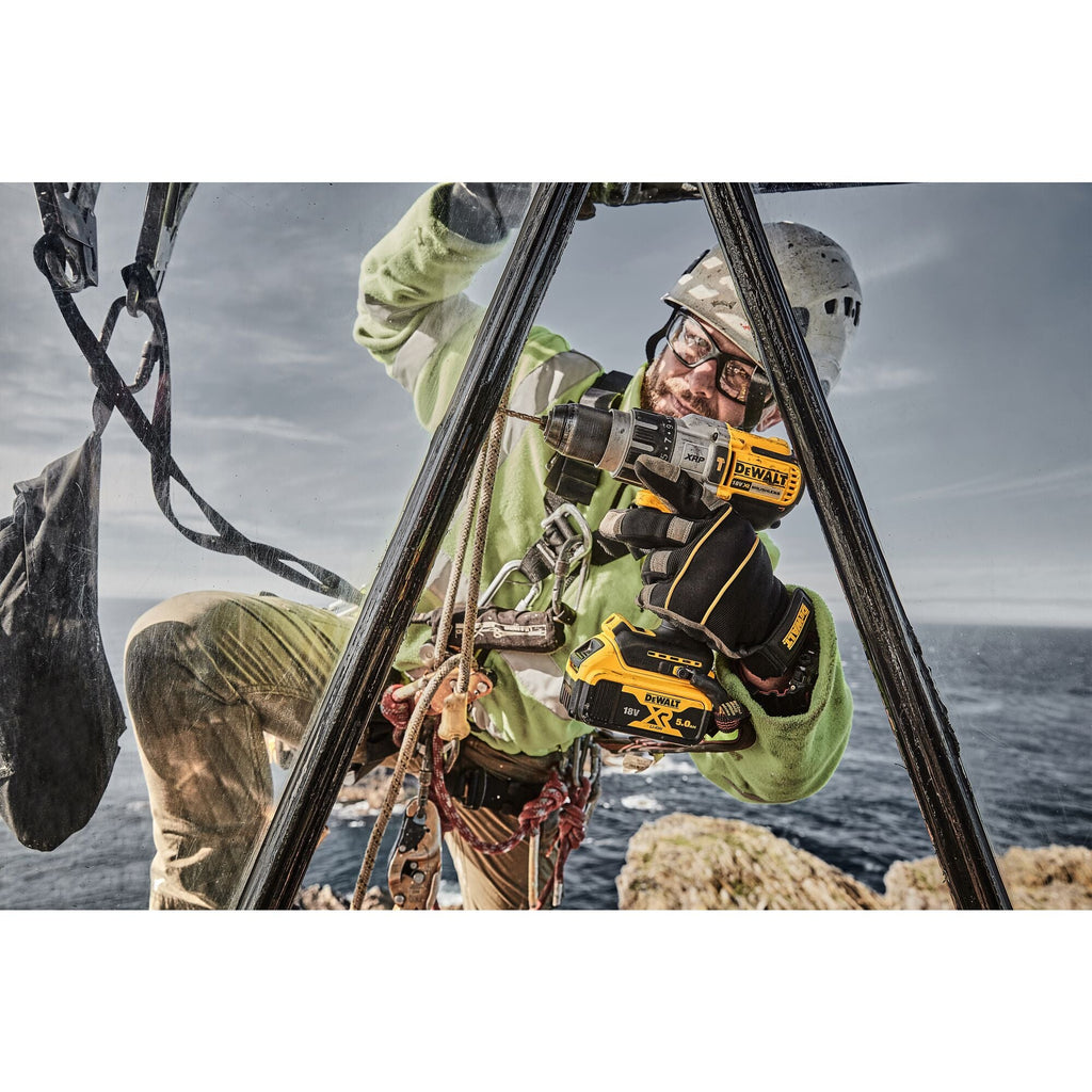 DEWALT DCD996P2-QW Trapano avvitatore XRP con percussione e 2 batterie 18v  5.0Ah, motore brushless