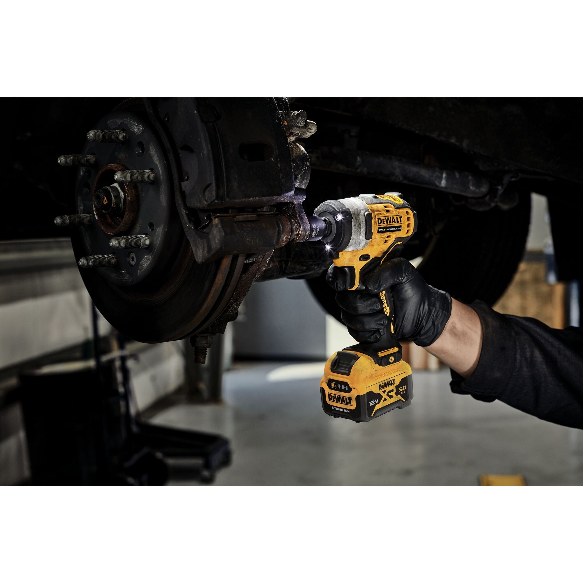 DEWALT DCF901P2-QW Avvitatore ad impulsi 1/2" con 2 batterie 12v 5.0Ah