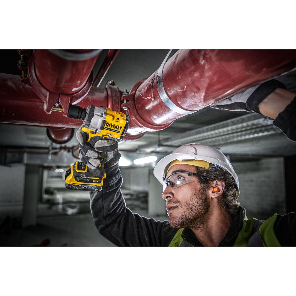 DEWALT DCF921H2T-QW Avvitatore ad impulsi compatto 1/2" con 2 batterie 18V Powerstack 5.0Ah