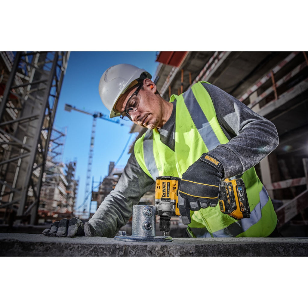 DEWALT DCF921H2T-QW Avvitatore ad impulsi compatto 1/2" con 2 batterie 18V Powerstack 5.0Ah